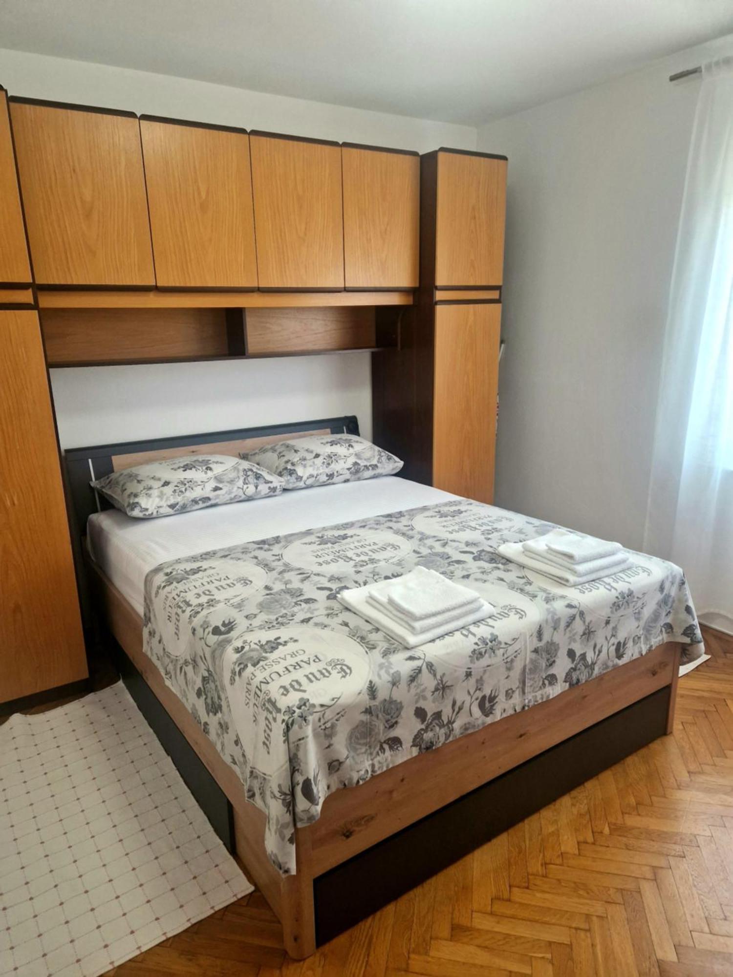 Apartment Marijanka Senj  Buitenkant foto